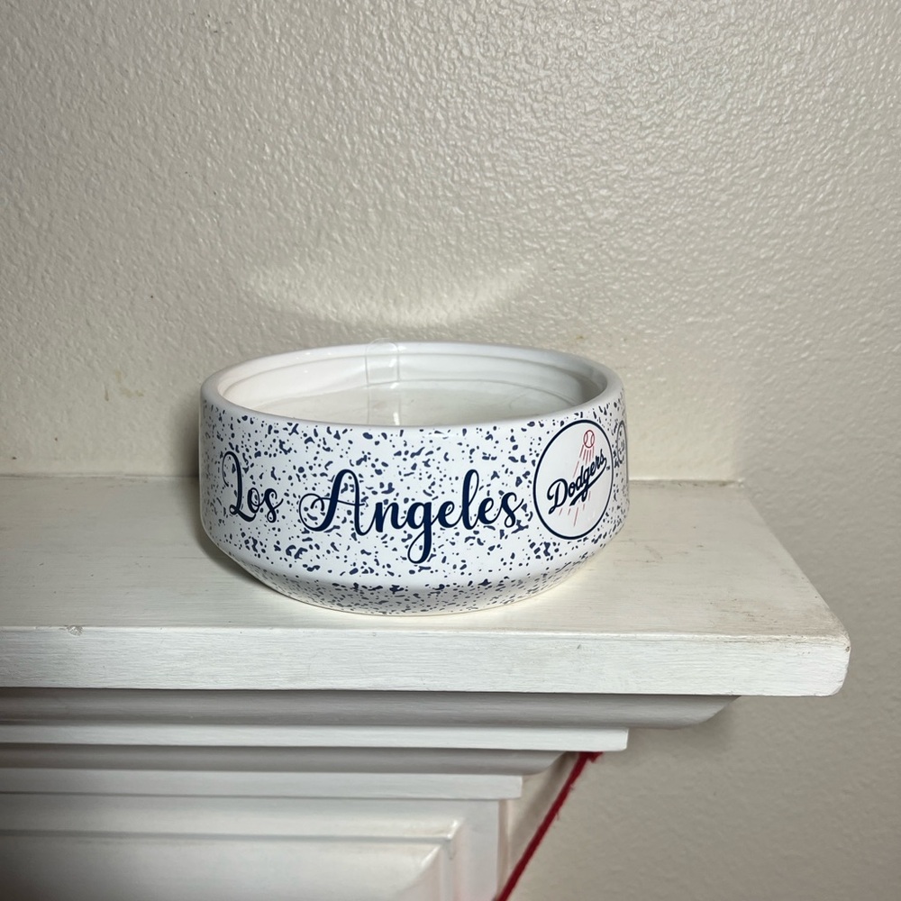 Los Angeles Dodgers Candle NWT